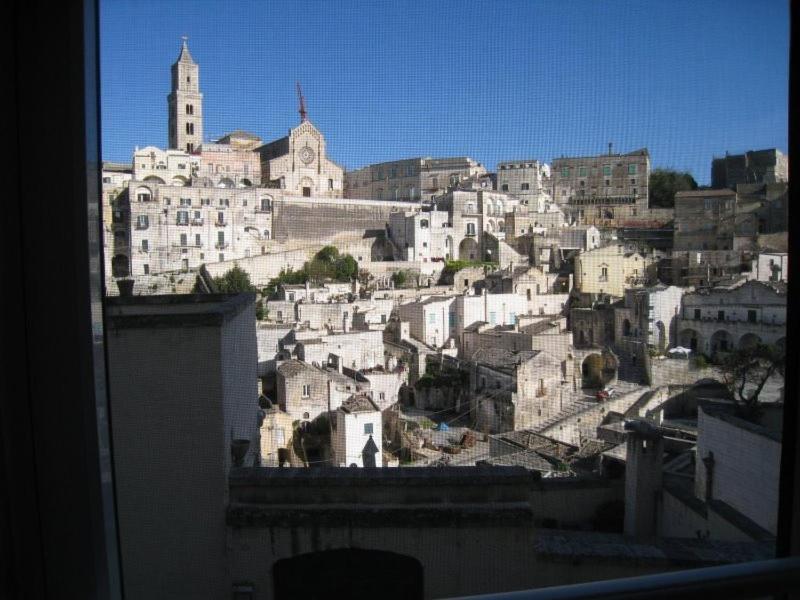L'Hotel In Pietra Matera Ruang foto